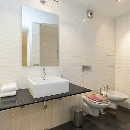 Modern In The Center Daire *